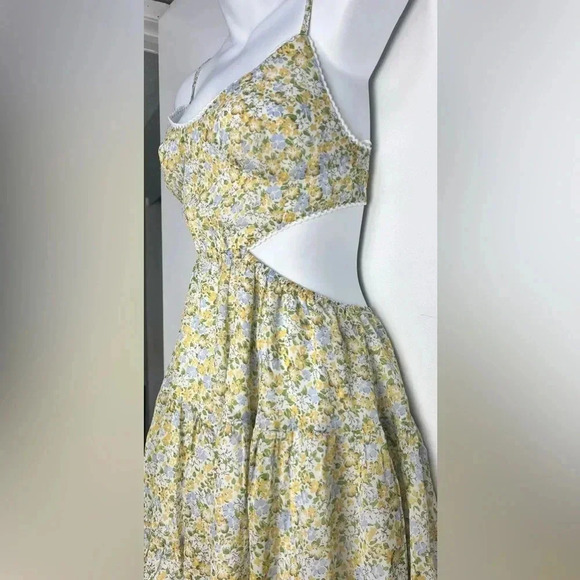 Sky to The Moon Floral Print Mini Dress - Picture 6 of 6